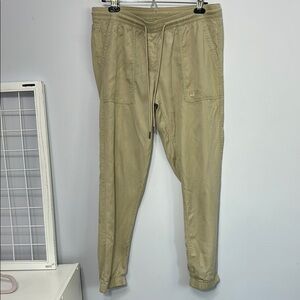 Jack Wolfskin Khaki Joggers for Women